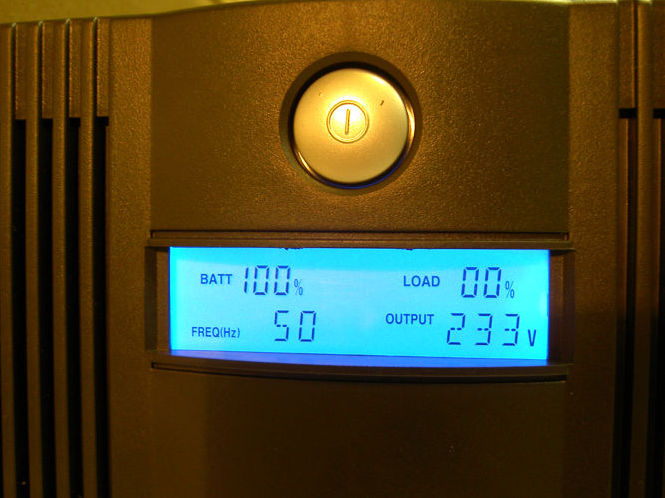 ORVALDI INV12-500W,  INV24-1kW, INV48-2kW (UPS)